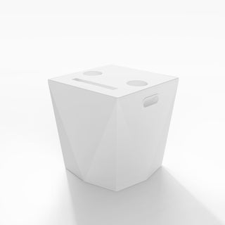Assemble-Free Outdoor Side Table, Waterproof Plastic Pool End Table with 2 Cup Holders and 1 Tablet Holder for Patio